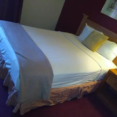 Fortuna Inn And Suites