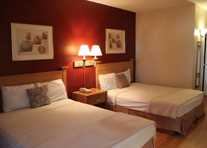 Hotel Fortuna And Tucson